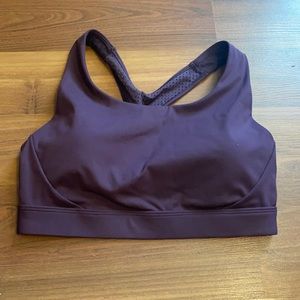 Women’s athleta sports bra
